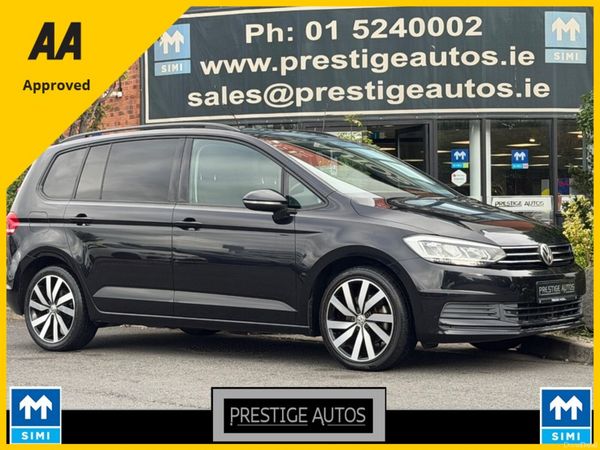 Volkswagen Touran MPV, Petrol, 2016, Black