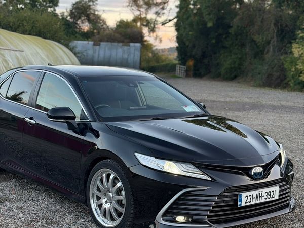 Toyota Camry Saloon, Petrol Hybrid, 2023, Black