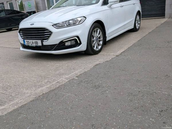 Ford Mondeo Hatchback, Diesel, 2020, White