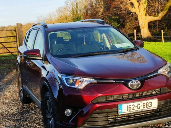 Toyota RAV4 SUV, Diesel, 2016, Red