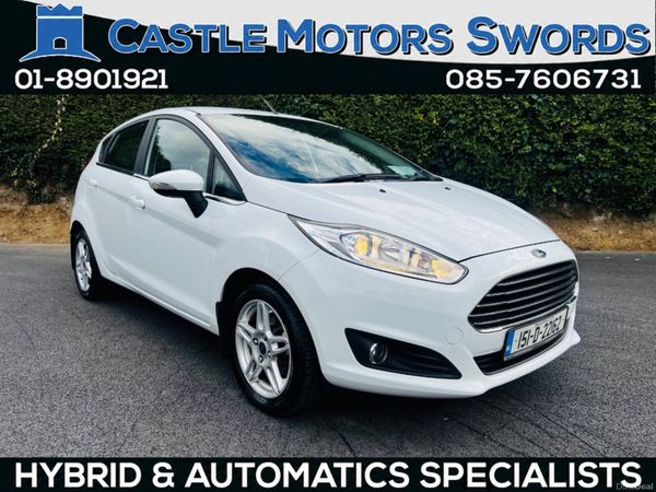 Ford Fiesta Hatchback, Petrol, 2015, White