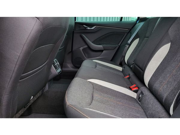 Skoda Kamiq Hatchback, Petrol, 2023, Grey