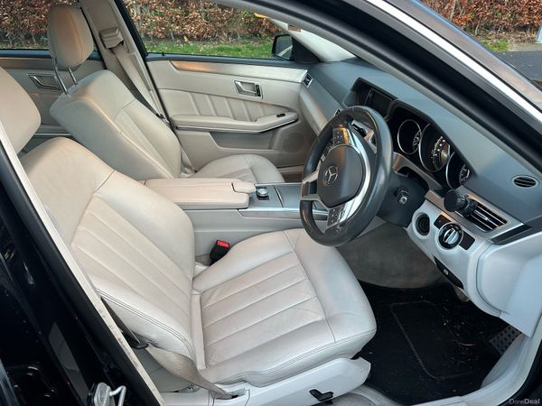 Mercedes-Benz E-Class Saloon, Diesel, 2014, Black
