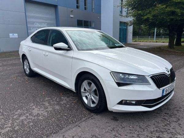 Skoda Superb Saloon, Diesel, 2019, White