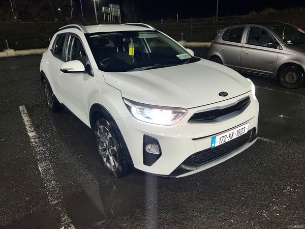 Kia Stonic Hatchback, Diesel, 2017, White