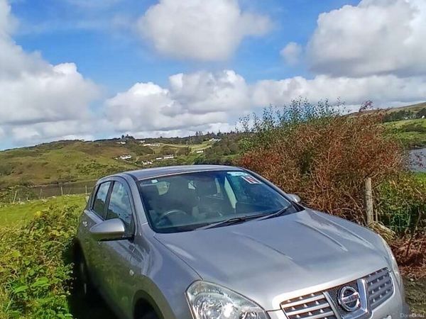 Nissan Qashqai Hatchback, Diesel, 2010, Silver