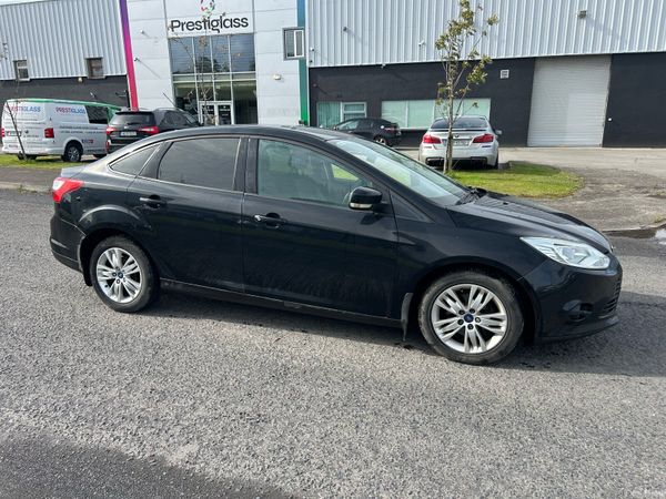 Ford Focus Saloon, Diesel, 2012, Black
