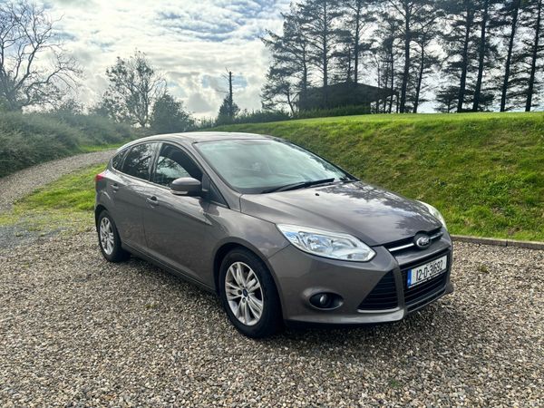 Ford Focus Hatchback, Diesel, 2012, Brown