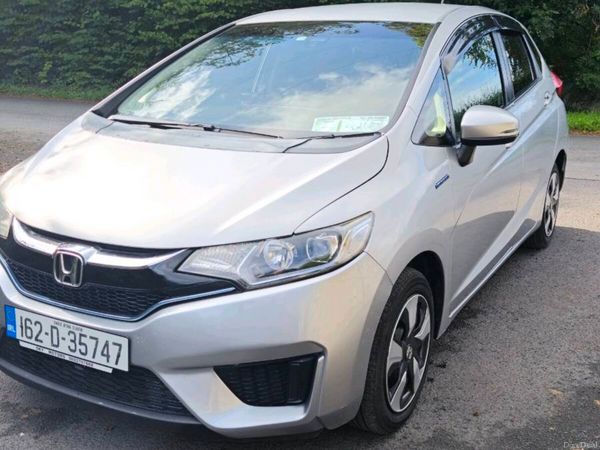 Honda Fit Hatchback, Petrol Hybrid, 2016, Silver