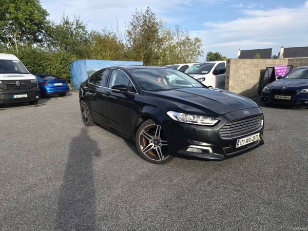 Ford Mondeo Hatchback, Diesel, 2017, Black