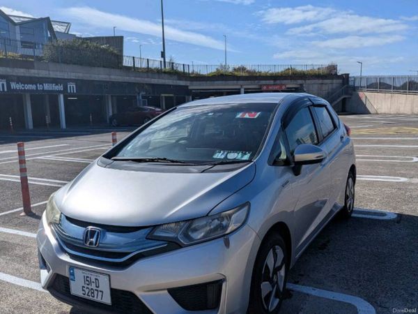 Honda Fit Hatchback, Petrol Hybrid, 2015, Silver