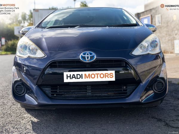 Toyota Aqua Hatchback, Petrol Hybrid, 2015, Blue