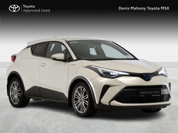 Toyota C-HR SUV, Petrol Hybrid, 2021, White