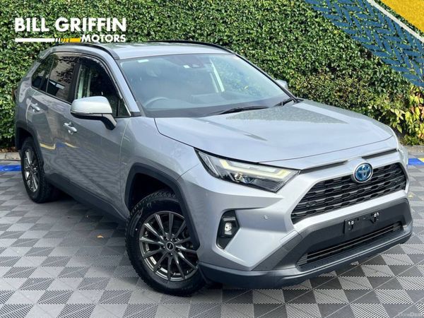 Toyota RAV4 SUV, Petrol Hybrid, 2023, Silver