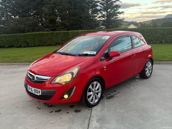 Vauxhall Corsa Hatchback, Petrol, 2014, Red