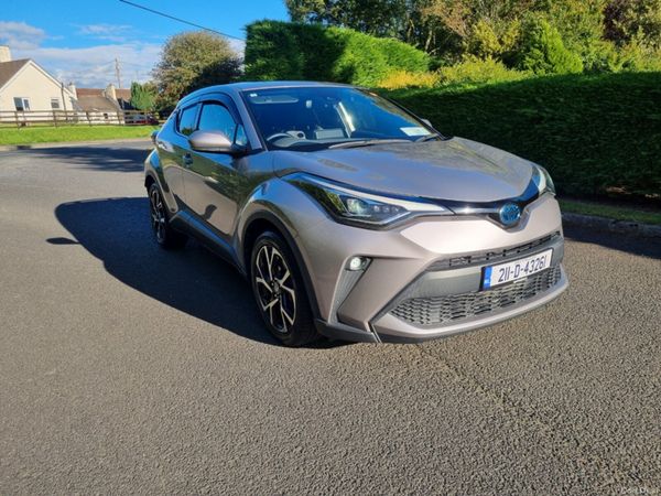 Toyota C-HR SUV, Petrol Hybrid, 2021, Silver