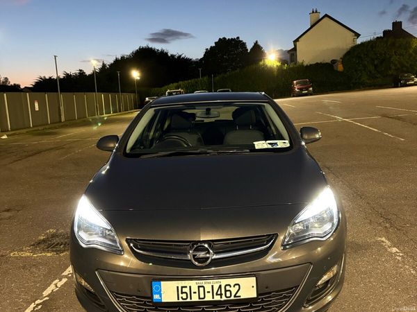 Opel Astra MPV, Petrol, 2015, Grey