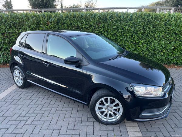 Volkswagen Polo Hatchback, Petrol, 2015, Black
