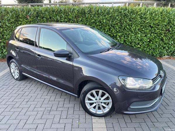 Volkswagen Polo Hatchback, Petrol, 2015, Grey