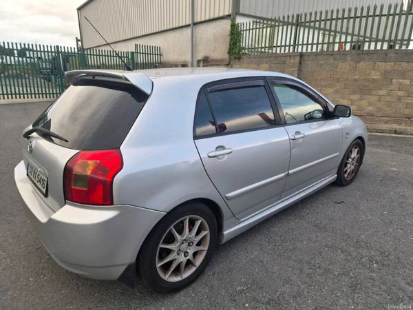 Toyota Corolla Hatchback, Petrol, 2002, Silver