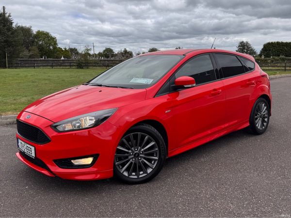 Ford Focus Hatchback, Diesel, 2017, Red