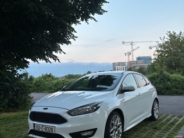 Ford Focus Hatchback, Diesel, 2015, White