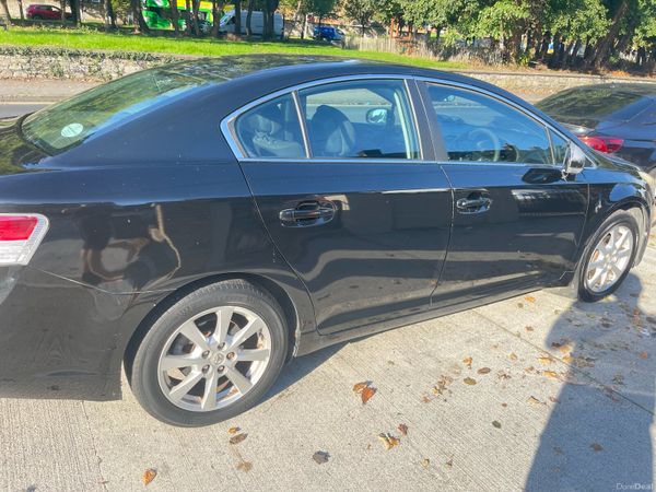 Toyota Avensis Saloon, Diesel, 2011, Black