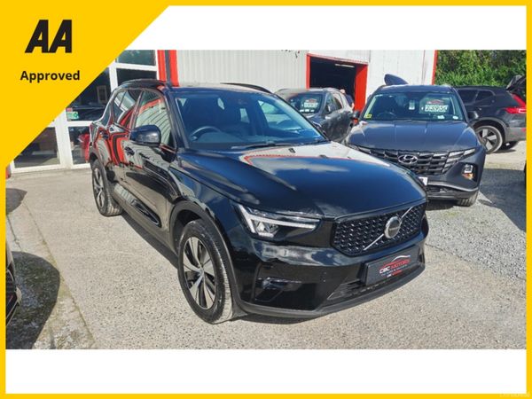 Volvo XC40 SUV, Petrol Plug-in Hybrid, 2022, Black