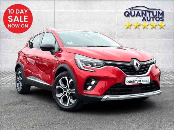 Renault Captur Hatchback, Petrol, 2024, Red