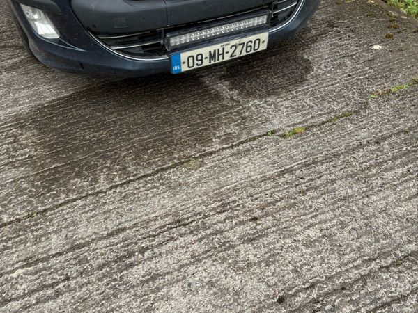 Peugeot 308 Hatchback, Diesel, 2009, Blue