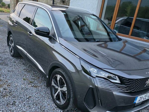Peugeot 5008 MPV, Diesel, 2021, Grey