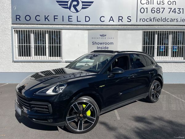 Porsche Cayenne SUV, Petrol Hybrid, 2022, Black