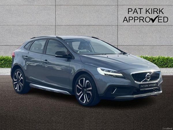 Volvo V40 Hatchback, Diesel, 2019, Grey
