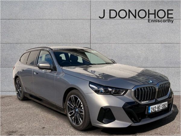 BMW 5-Series Estate, Petrol Plug-in Hybrid, 2024, Grey