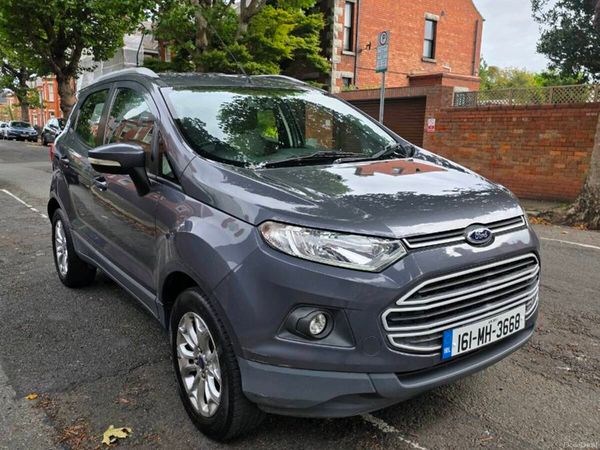 Ford EcoSport SUV, Petrol, 2016, Grey
