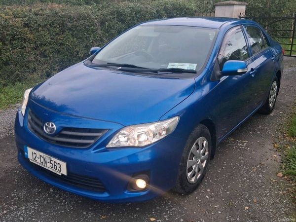 Toyota Corolla Saloon, Diesel, 2012, Blue