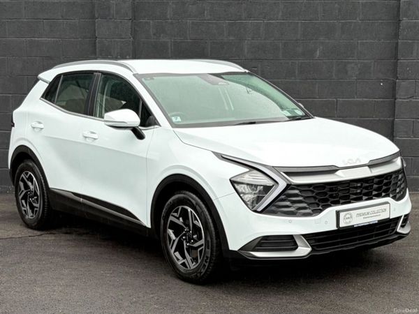Kia Sportage MPV, Diesel, 2022, White