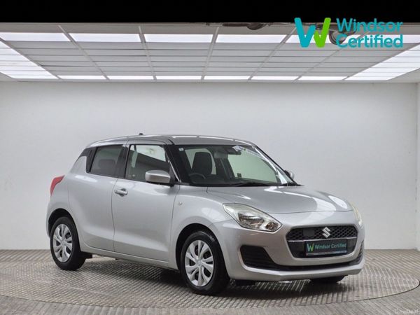 Suzuki Swift Hatchback, Petrol, 2019, Silver
