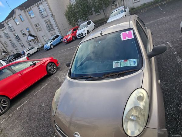 Nissan Micra Hatchback, Petrol, 2007, Gold