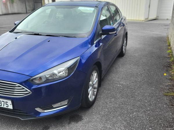 Ford Focus Saloon, Petrol, 2017, Blue