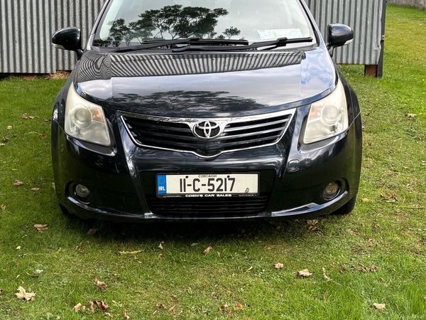 Toyota Avensis Saloon, Diesel, 2011, Grey