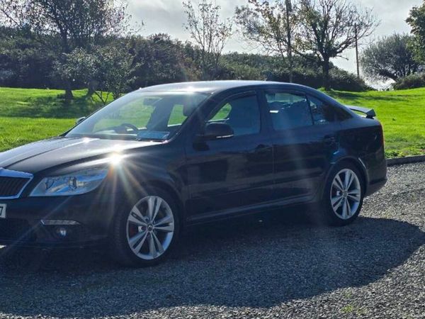 Skoda Octavia Hatchback, Diesel, 2010, Black