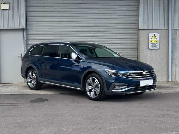 Volkswagen Passat Estate, Diesel, 2021, Blue