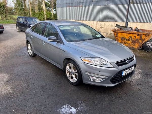 Ford Mondeo Hatchback, Diesel, 2013, Silver