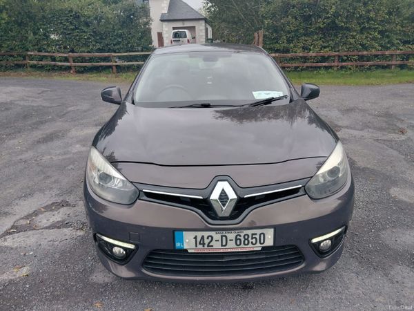 Renault Fluence Saloon, Diesel, 2014, Brown