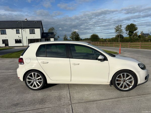 Volkswagen Golf Hatchback, Diesel, 2010, White