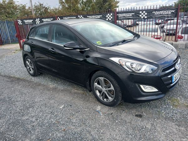 Hyundai i30 Hatchback, Diesel, 2015, Black