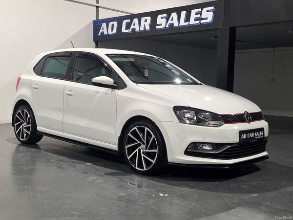 Volkswagen Polo Hatchback, Petrol, 2017, White