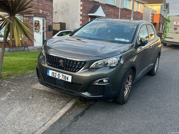 Peugeot 3008 MPV, Petrol, 2019, Grey