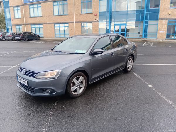 Volkswagen Jetta Saloon, Diesel, 2014, Grey